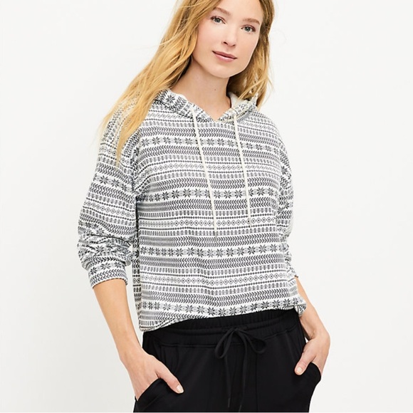 Lou & Grey Fair Isle Fluffy Fleece Hoodie Size Medium Holiday Cozy Casual Fall - Picture 1 of 11